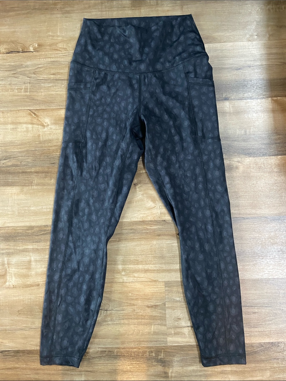 90 Degree By Reflex Black Subtle Animal-Print Leggings